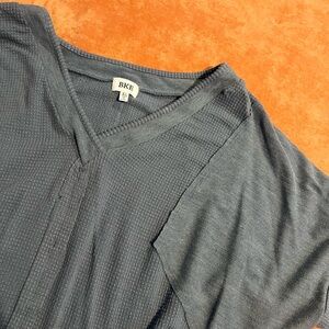 BKE Washed Blue Textured V-Neck Tee